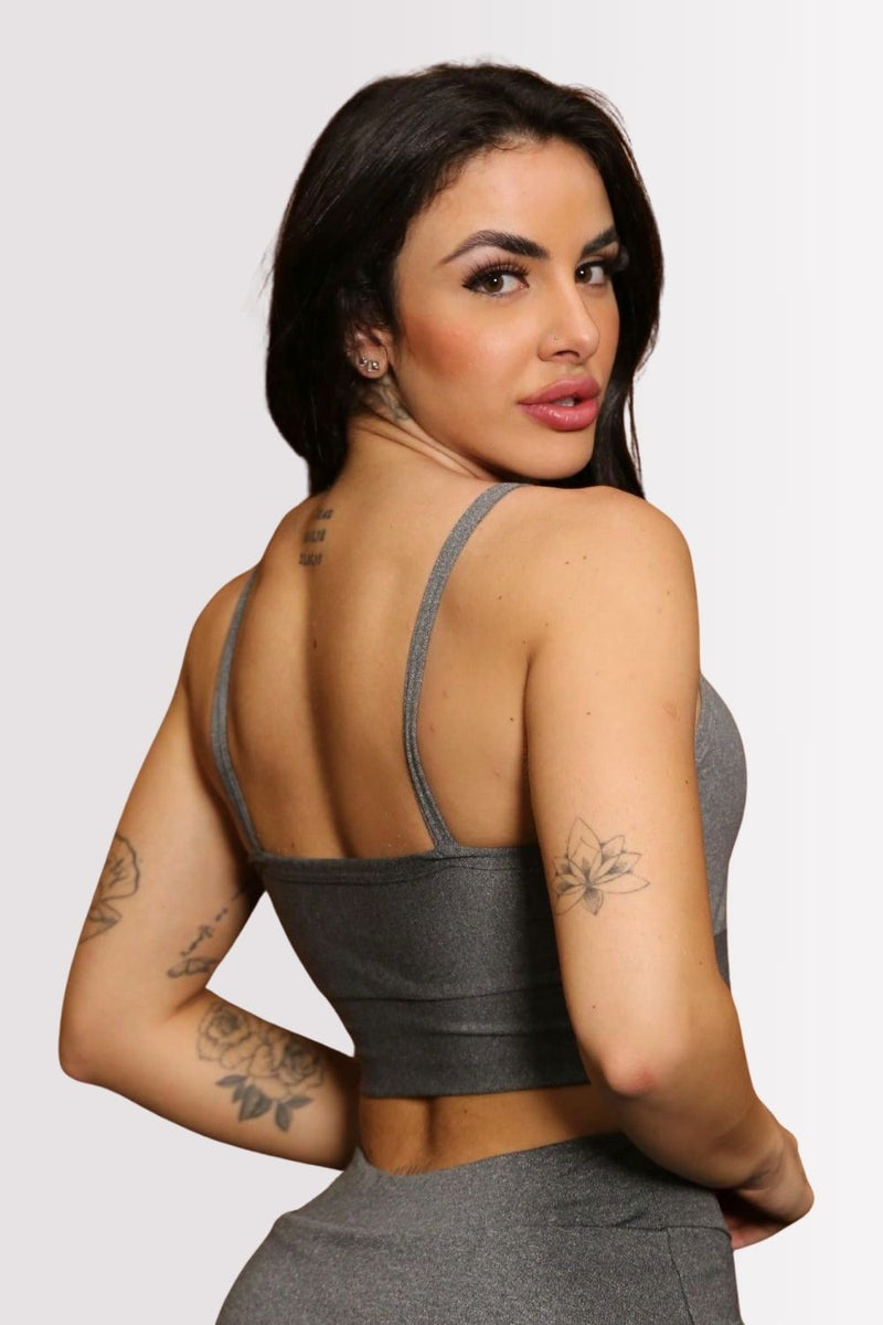 Conjunto Fitness Top E Shorts Saia Versatile Cinza